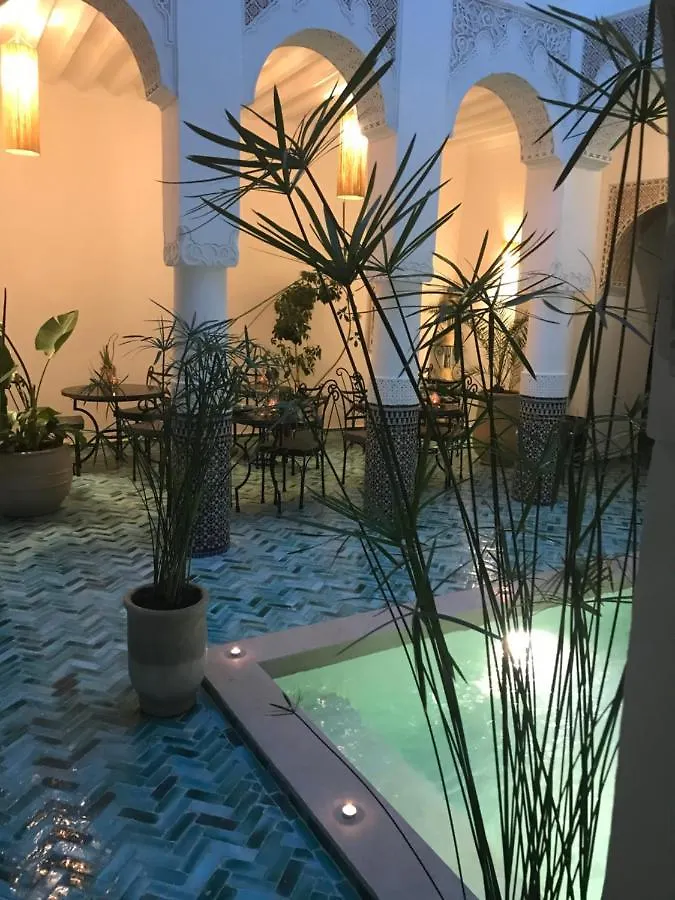 Riad Dollar Des Sables & Spa contacts